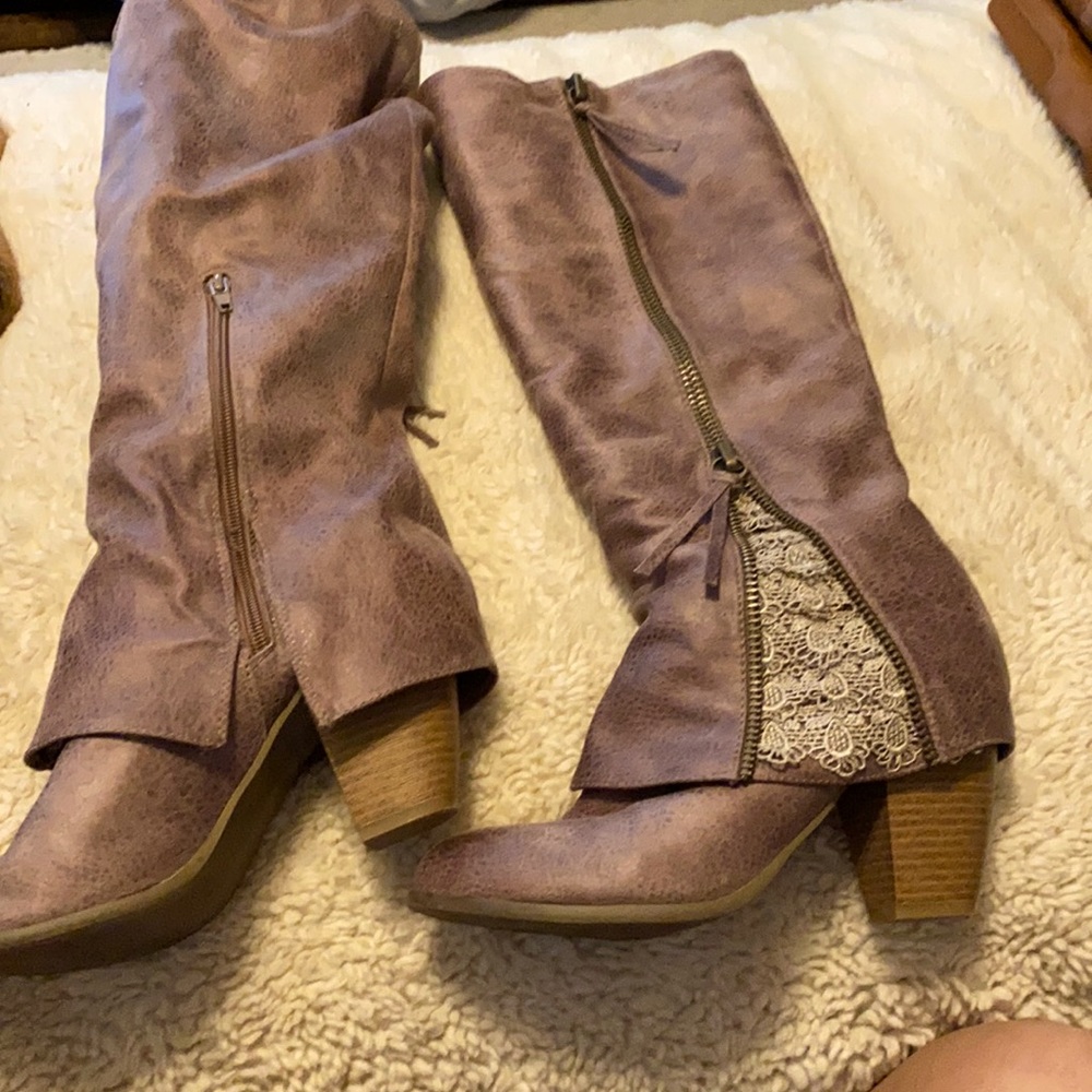 Tall boots below the knee. These are the cutest boots ever.